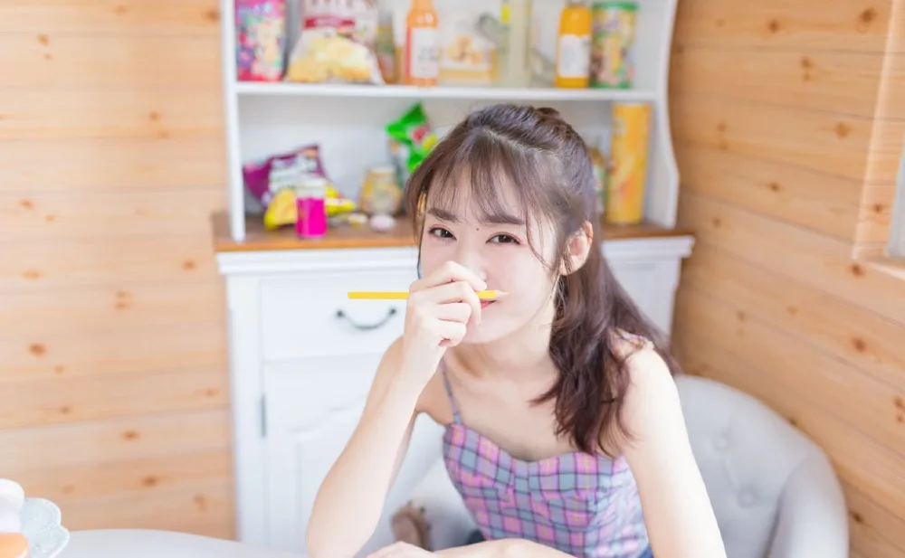 甜美少女私房写真 图片2