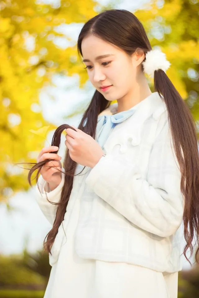 双马尾少女写真 图片3