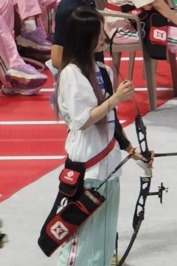 黄礼志甜美少女路透图 图片2