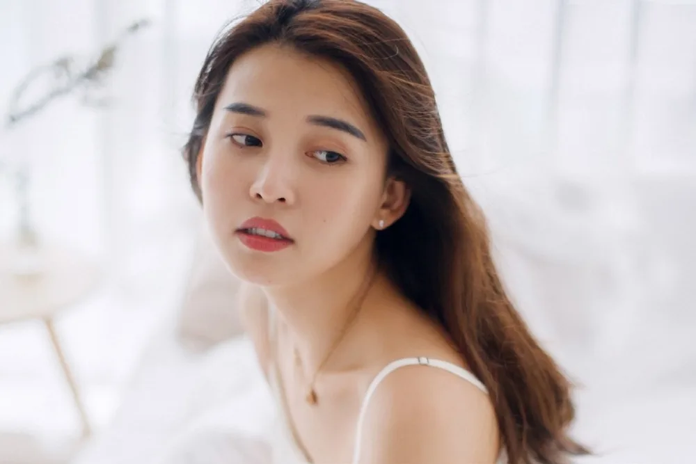 长发美女私房写真 图片6