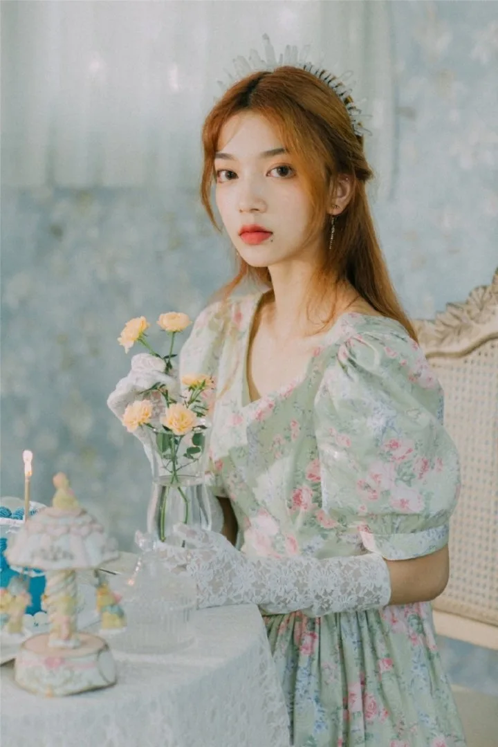 中世纪复古风少女写真 图片7