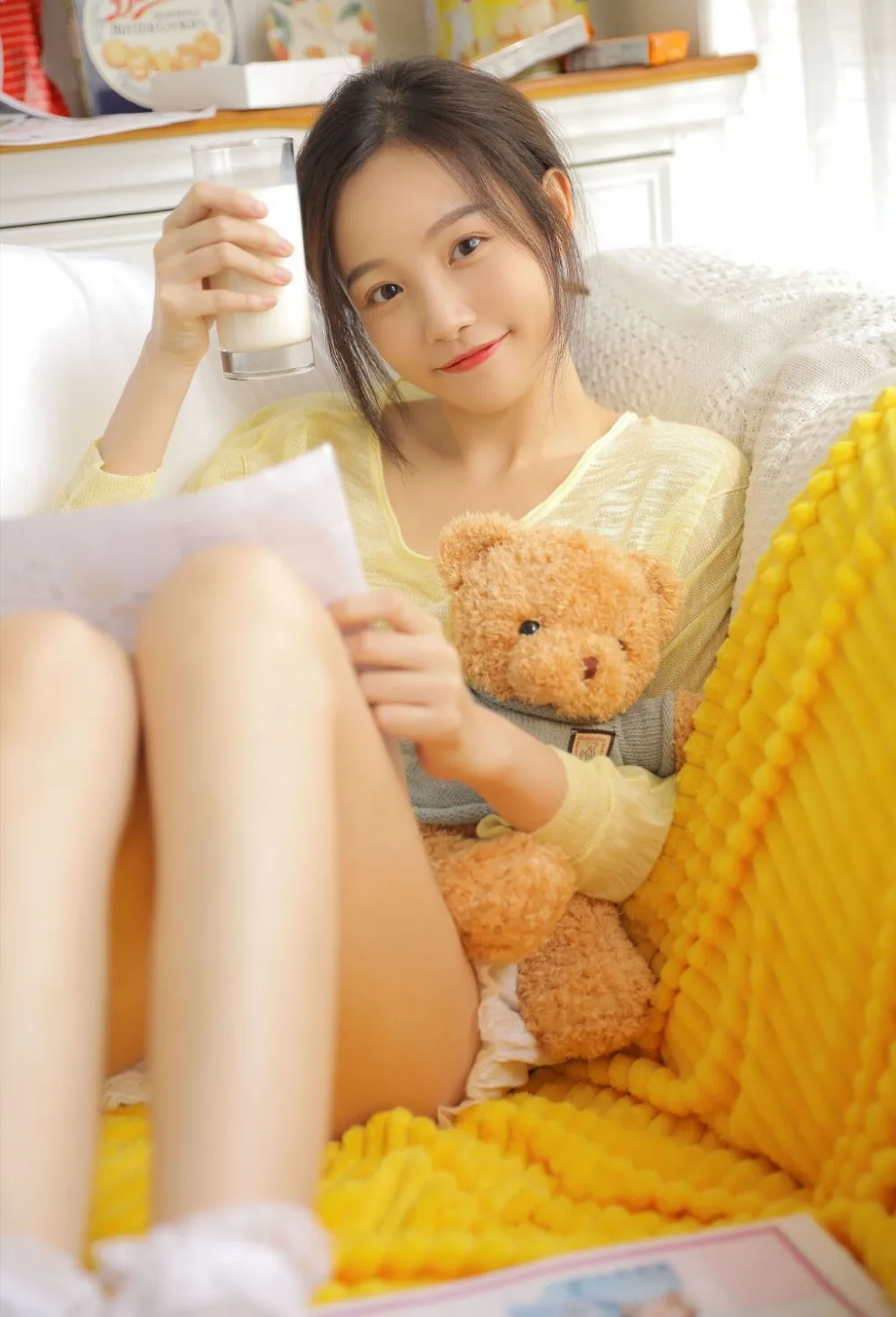 清纯美女居家写真 图片1
