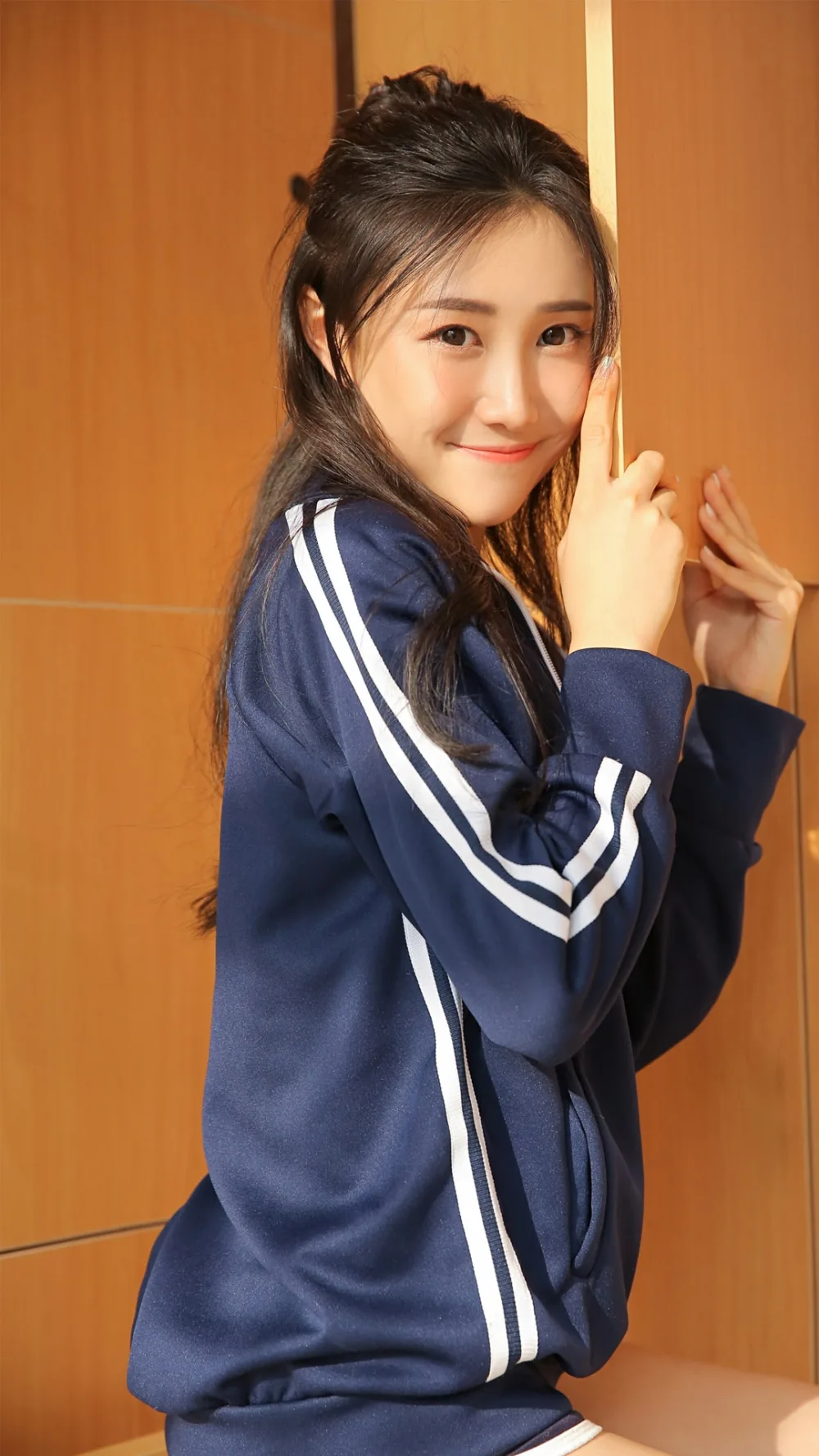 运动制服写真 图片3