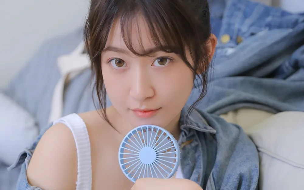 清纯美女私房写真 图片5