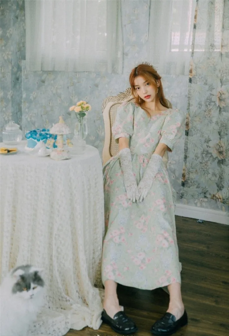 中世纪复古风少女写真 图片5