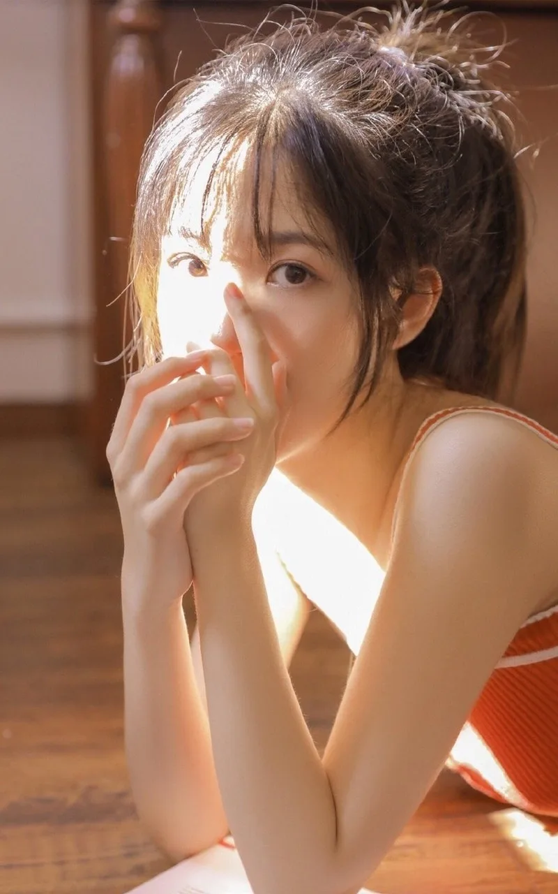 阳光美女写真 图片10