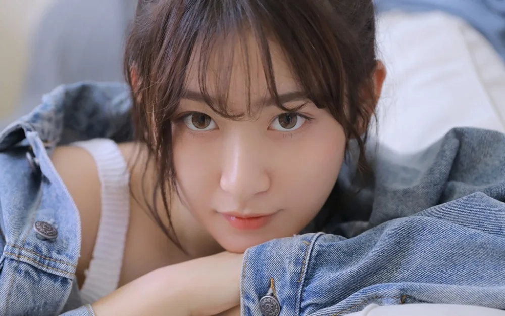 清纯美女私房写真 图片9