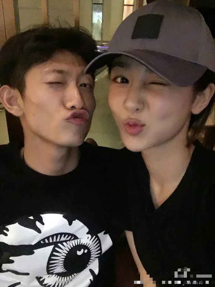 杨紫搞怪美照 图片4
