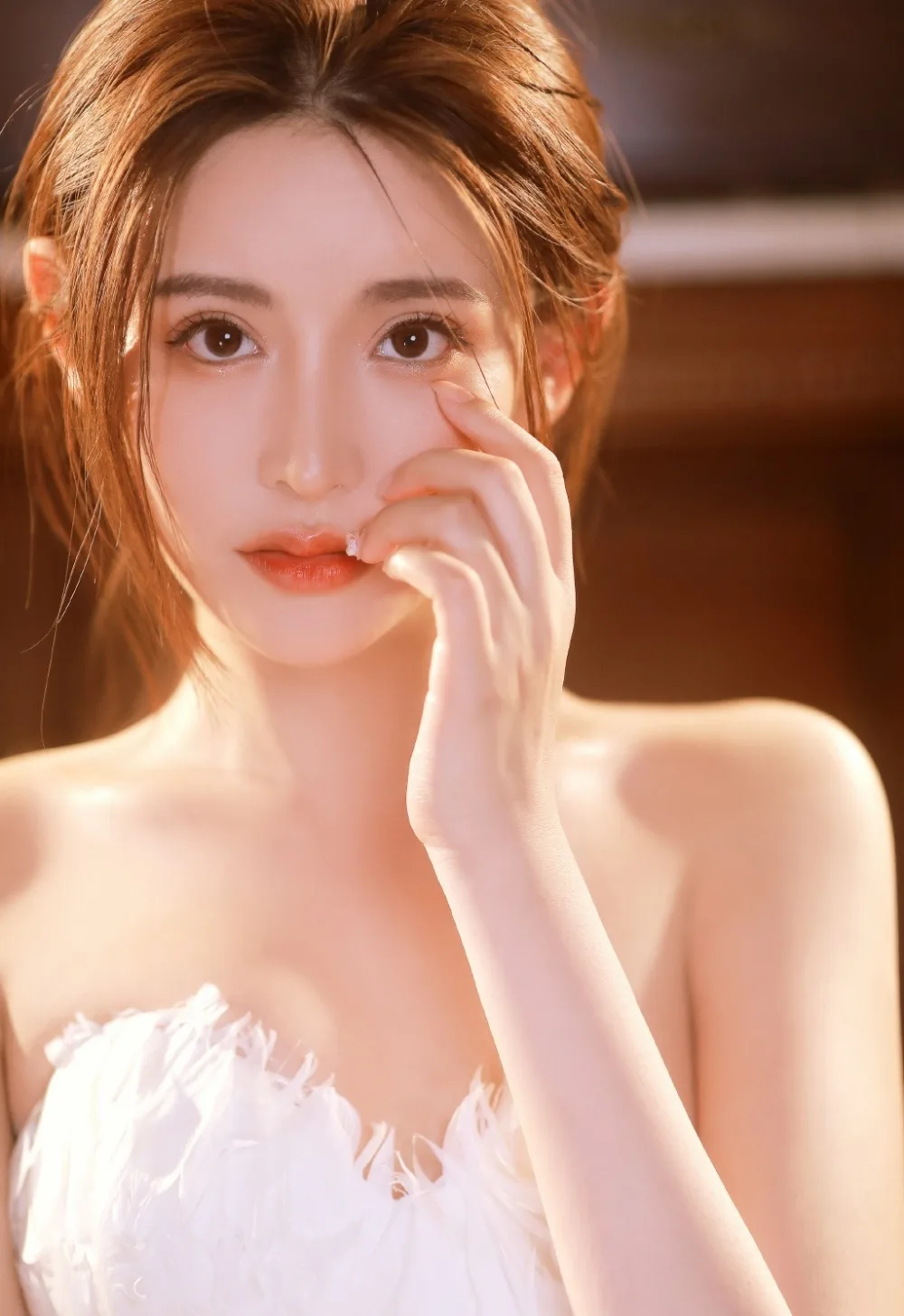 瓜子脸美女写真 图片4