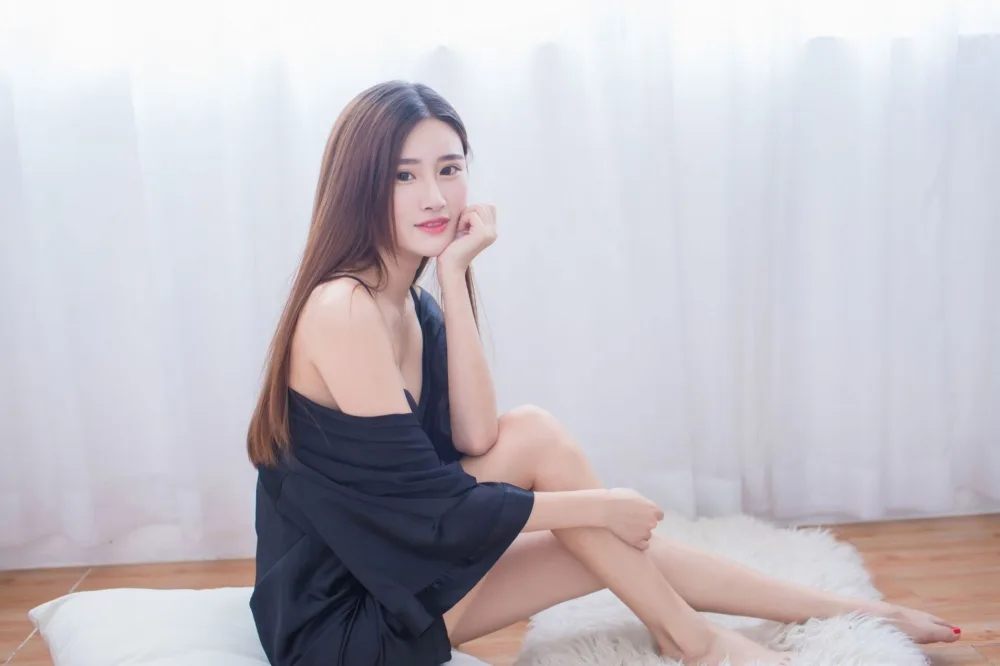 性感内衣美女写真 图片3