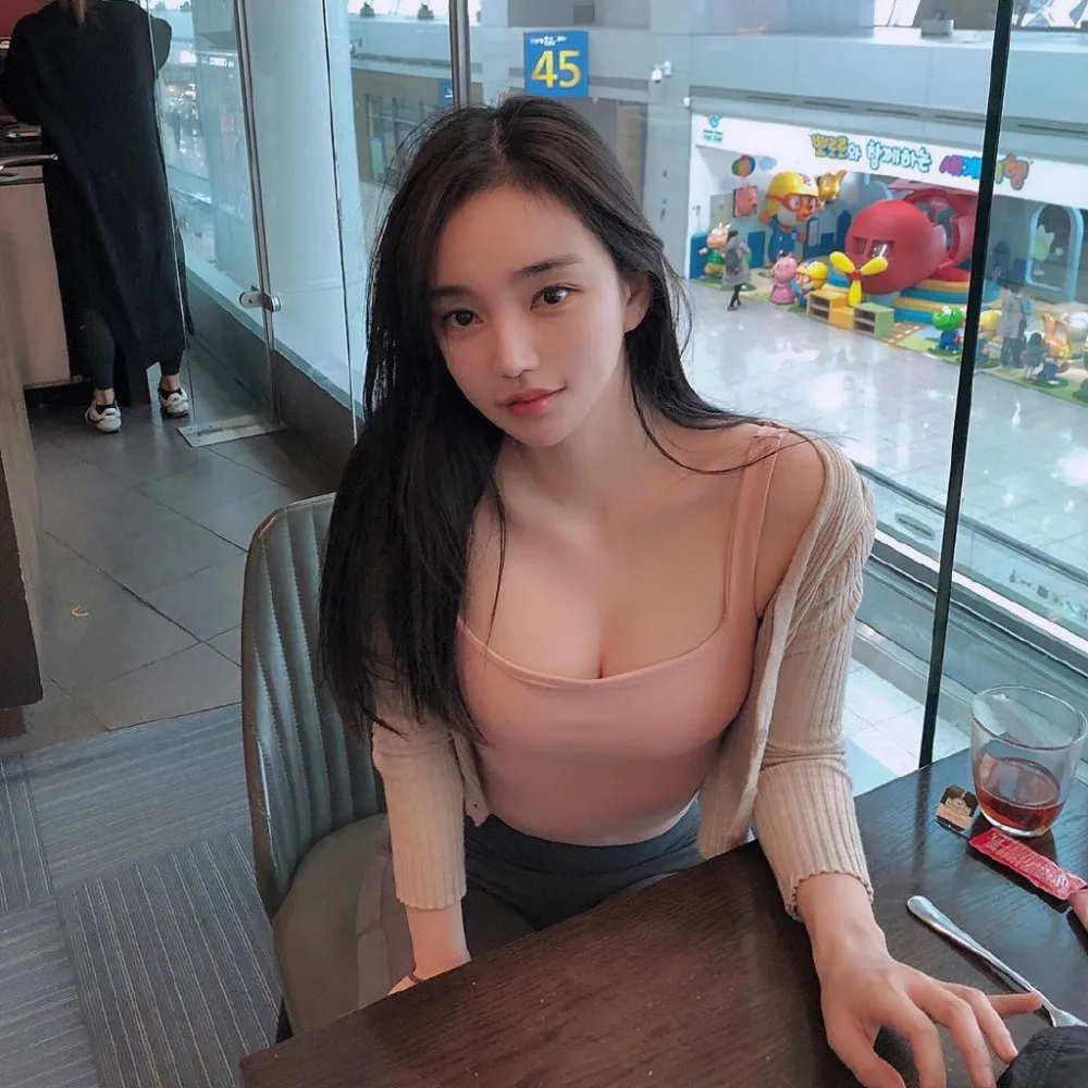 比基尼美女写真 图片3