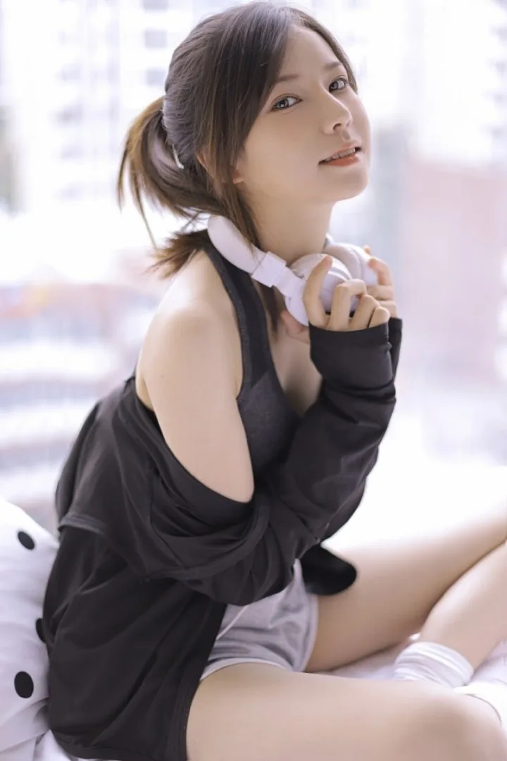 马尾辫少女写真 图片3