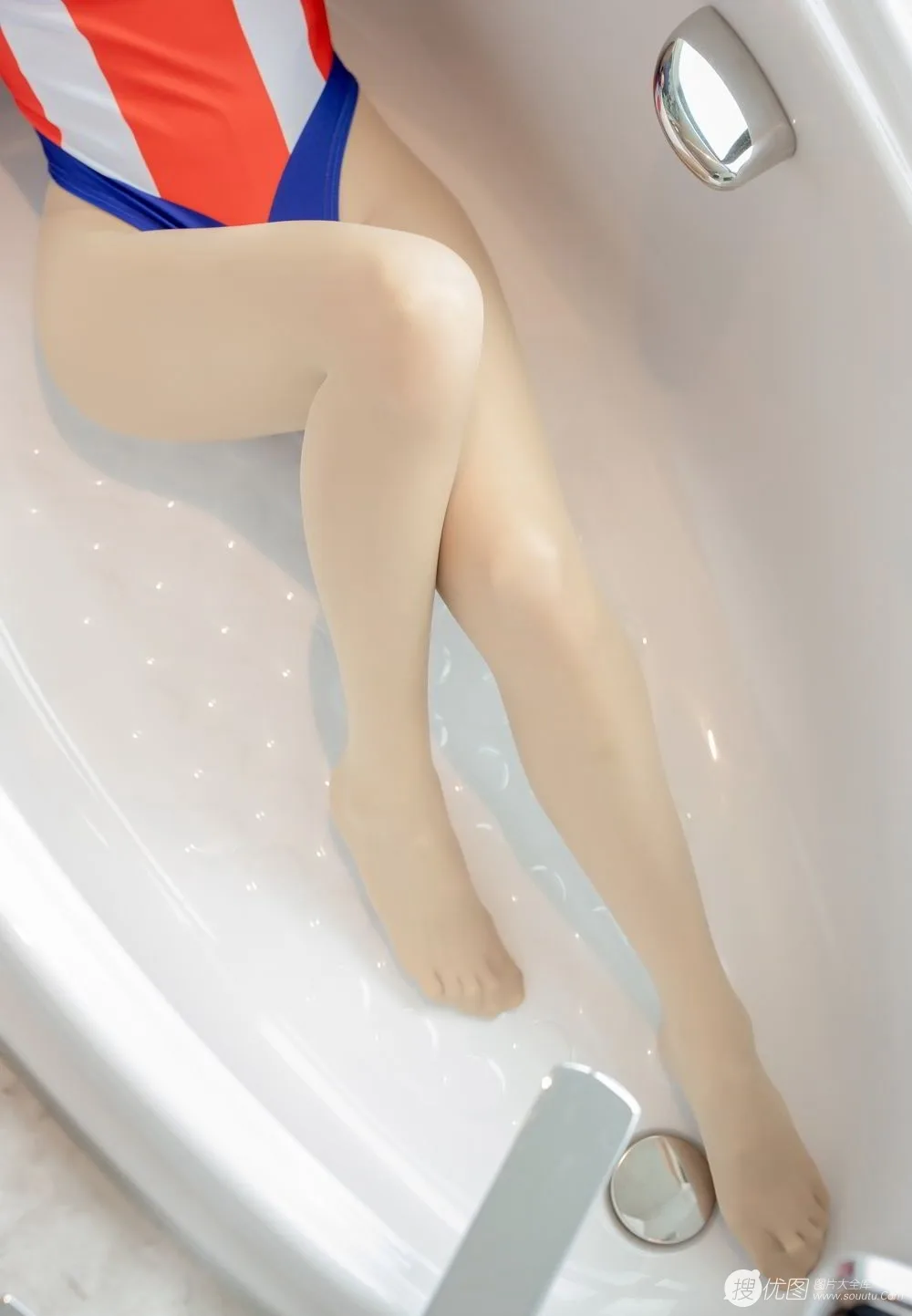 比基尼美女写真 图片4