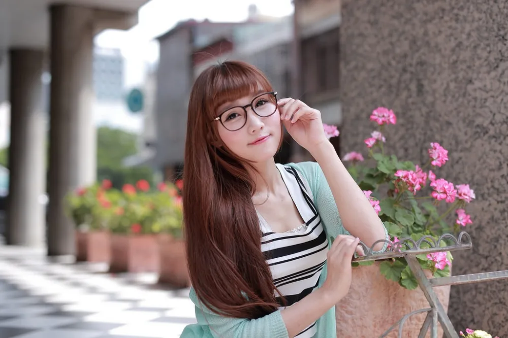 金发美女街拍 图片14