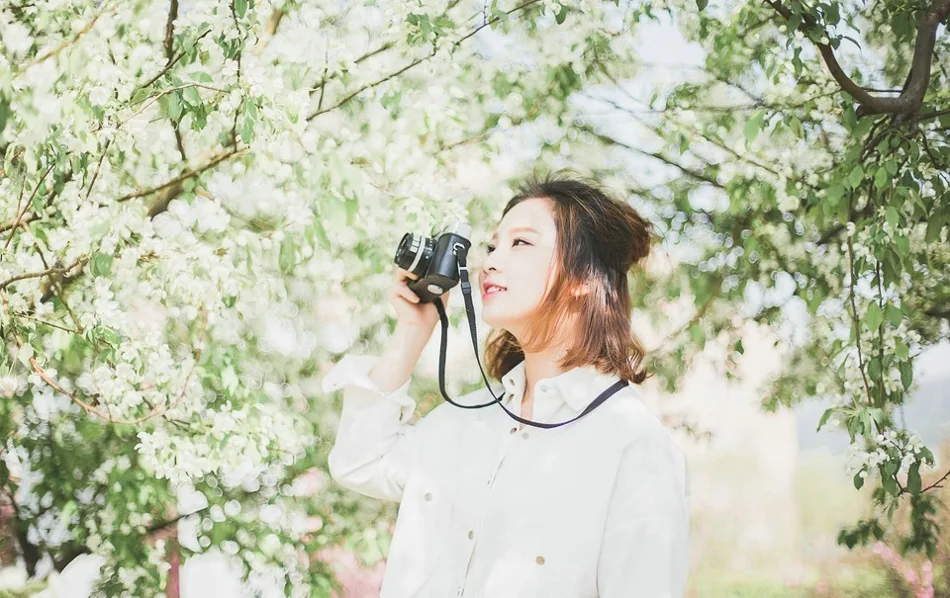 知性优雅美女写真 图片2