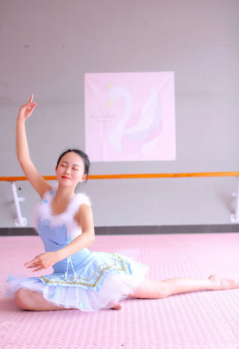 舞蹈美女写真 图片7