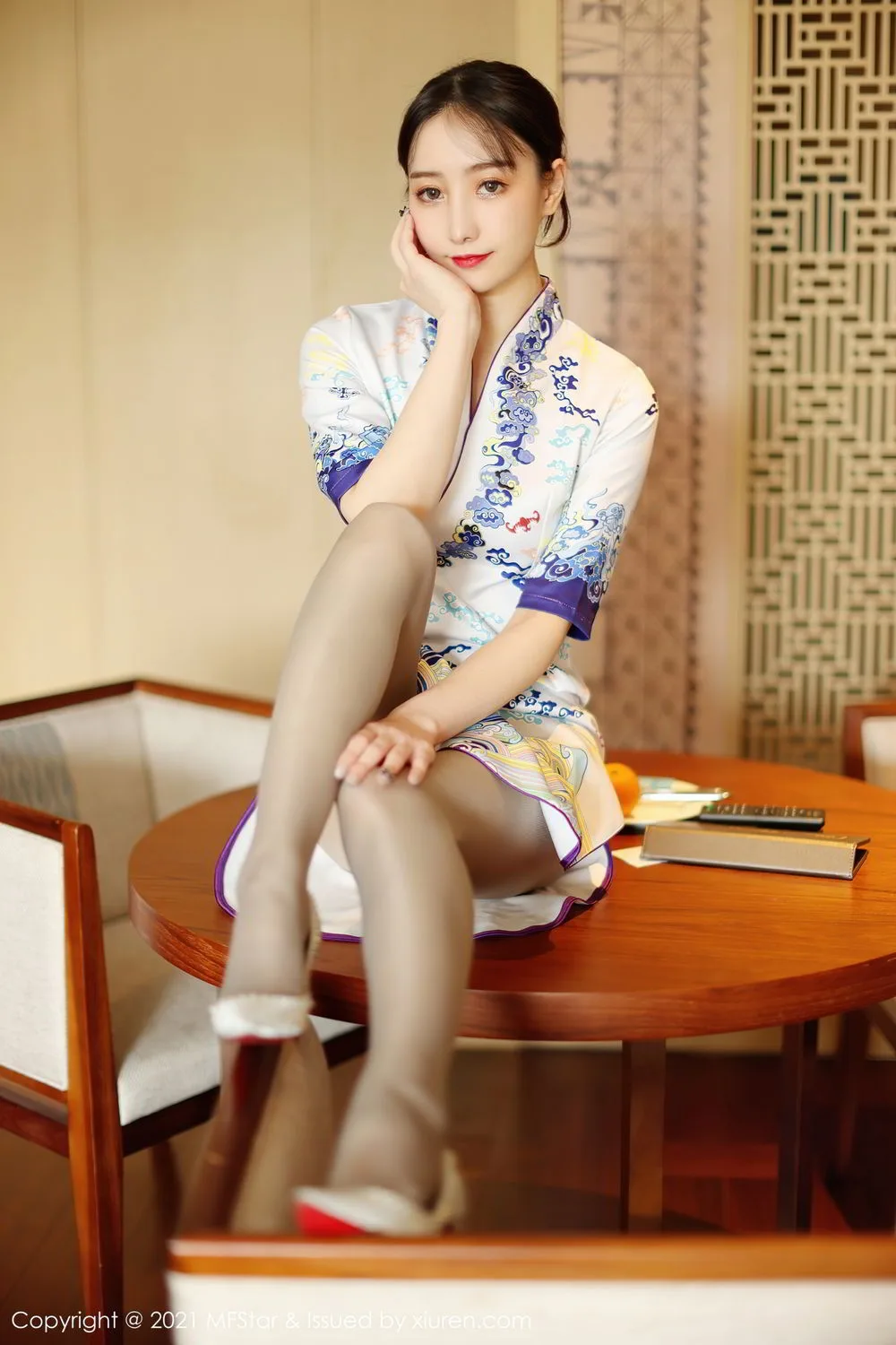 旗袍美女写真 图片5