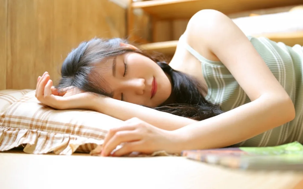 甜美少女写真 图片3