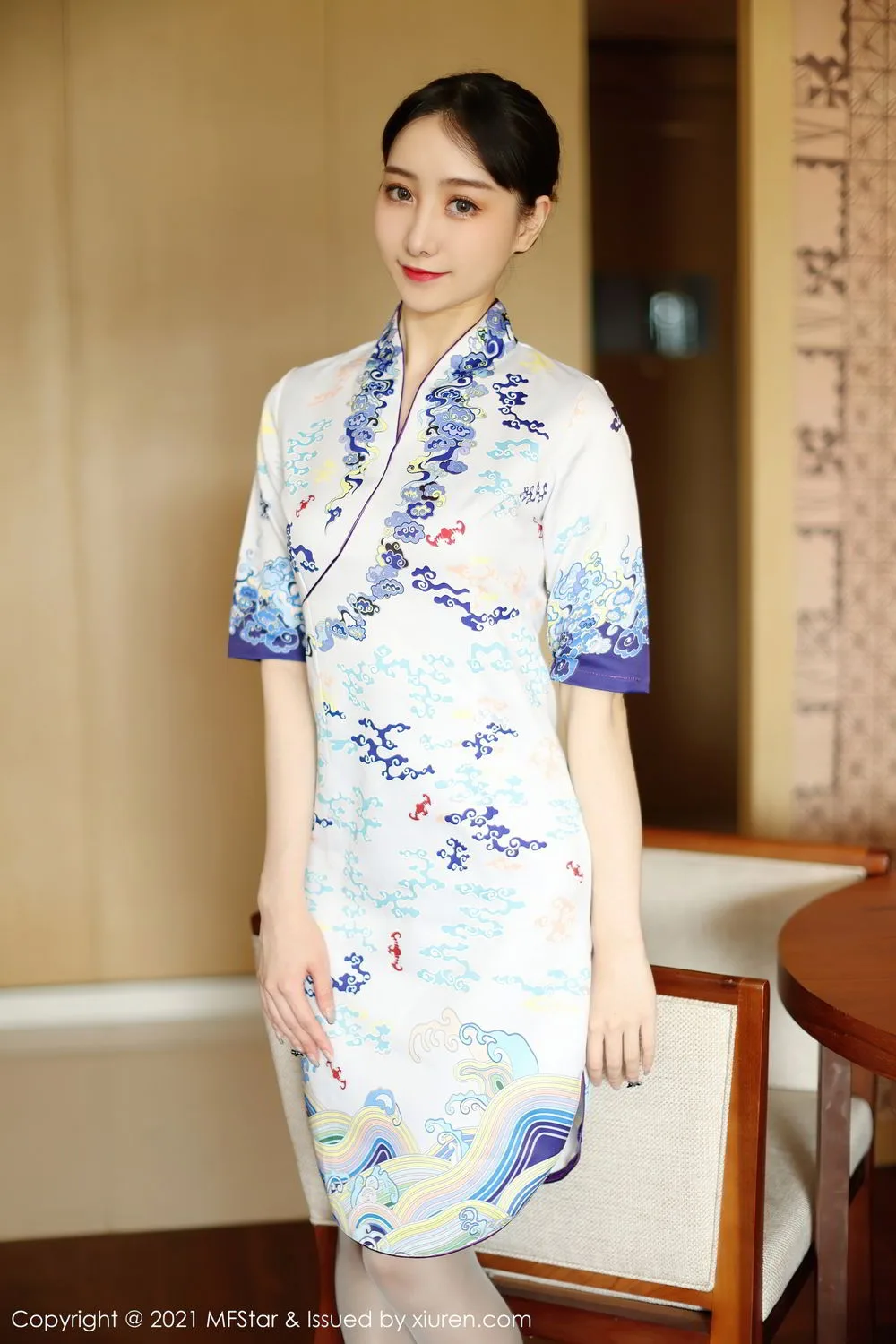 旗袍美女写真 图片3