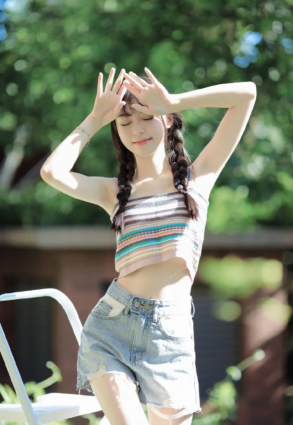 清纯少女玩水写真 图片8