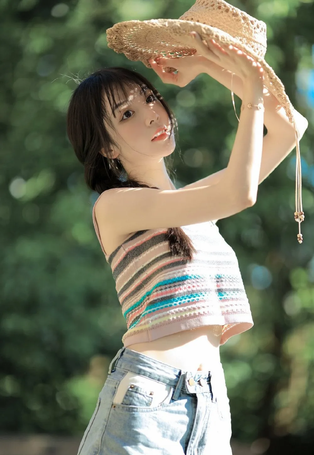 清纯少女玩水写真 图片6