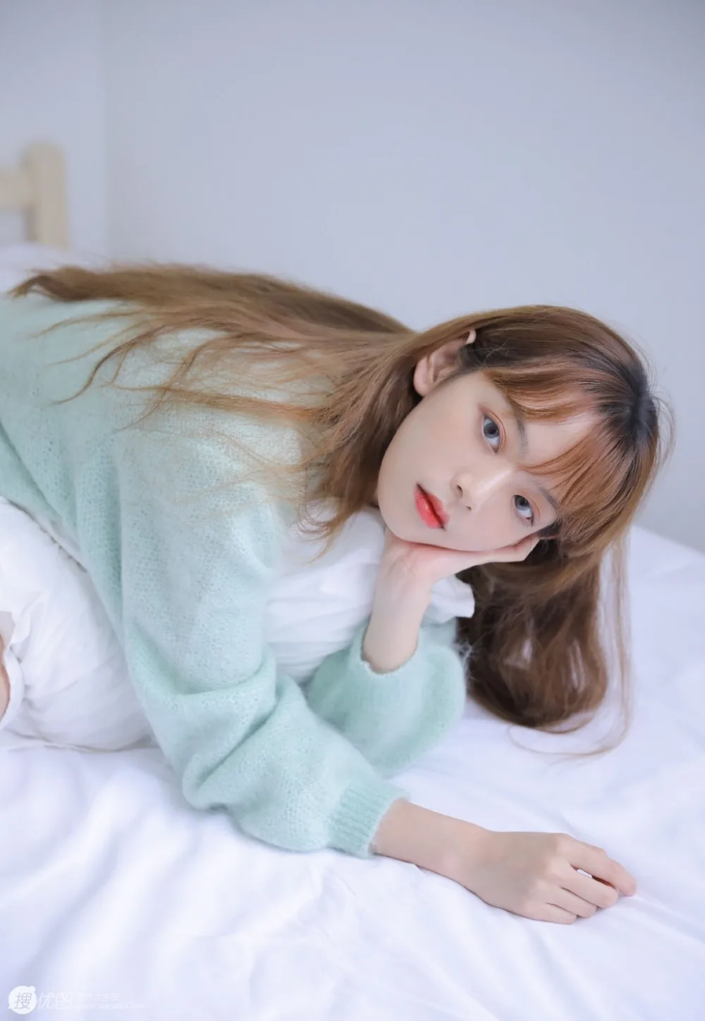 金发美女写真 图片5