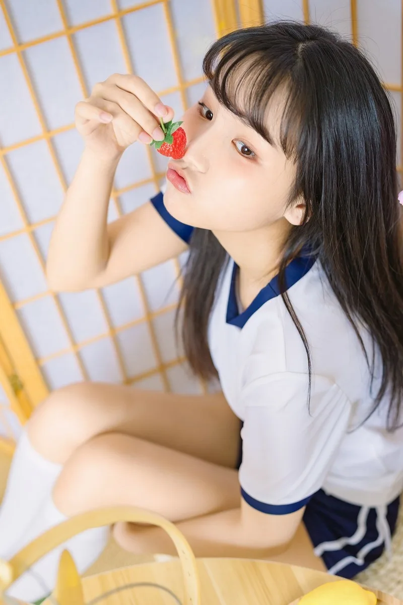 体操服少女写真 图片6