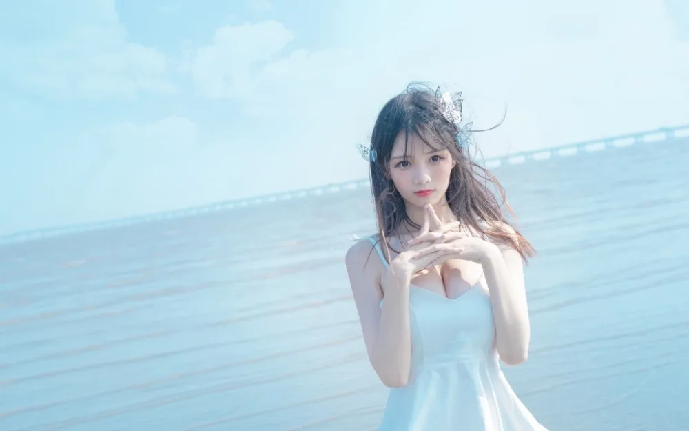 性感少女海边写真 图片6