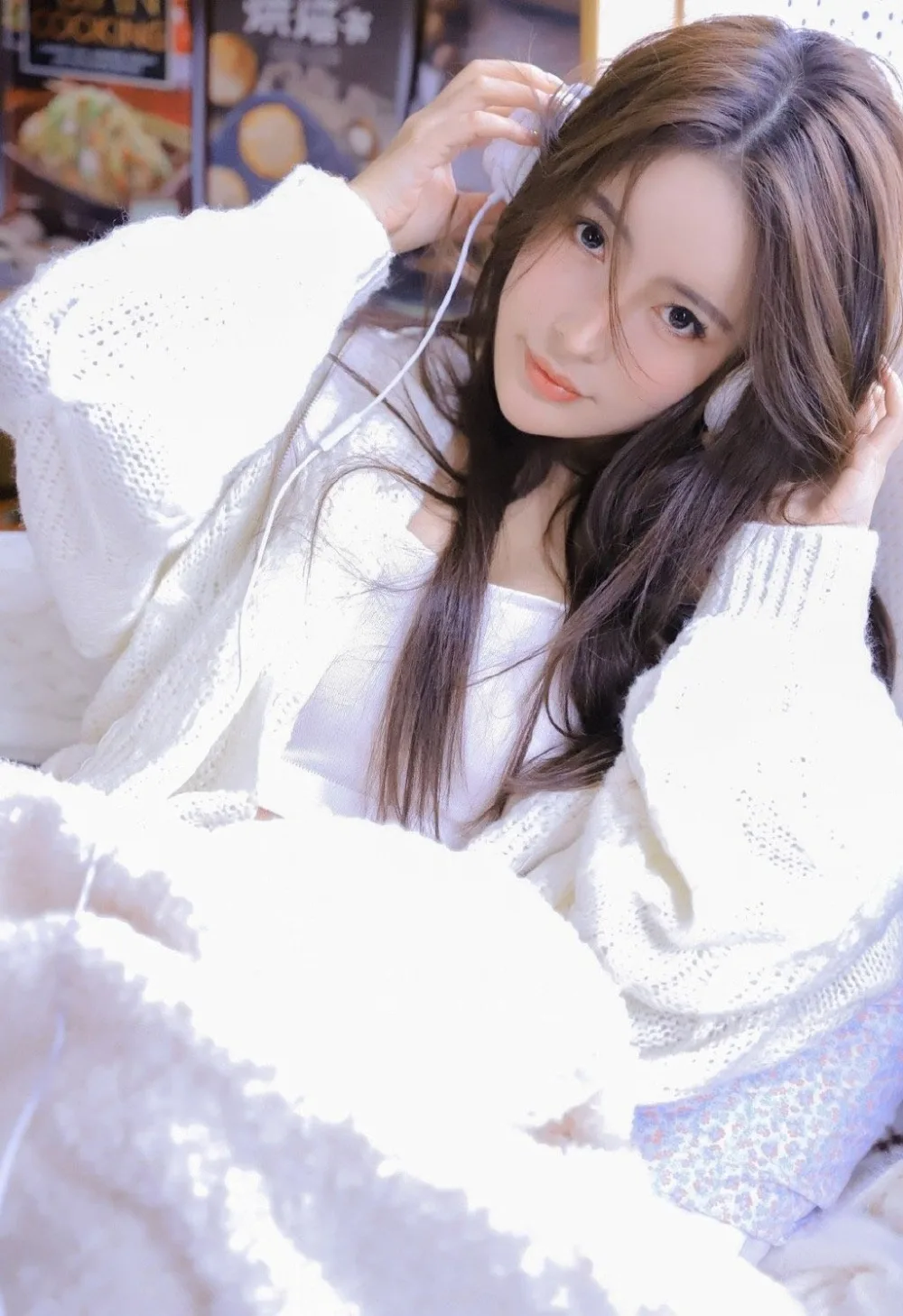 白丝美腿美女写真 图片4