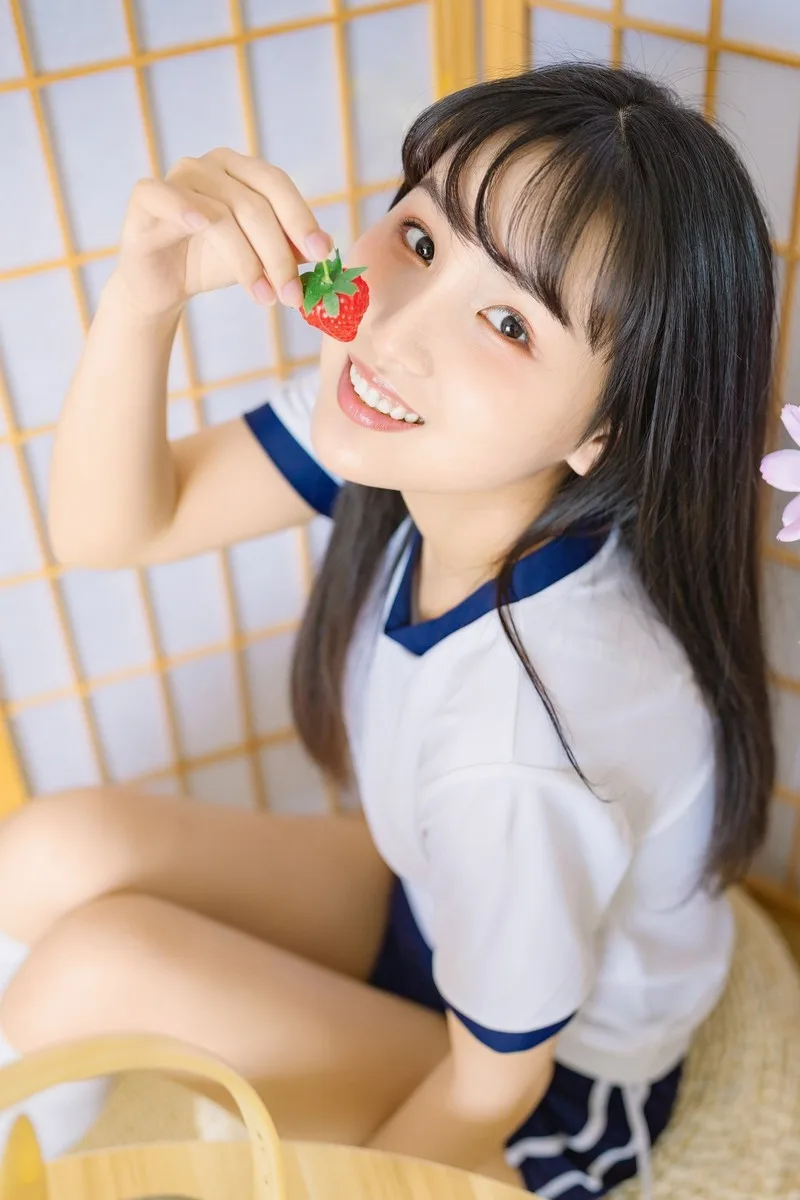 体操服少女写真 图片2