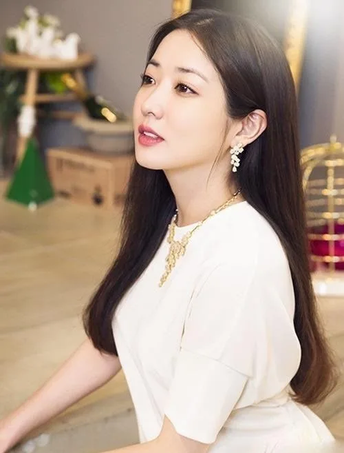 韩国美女写真 图片2