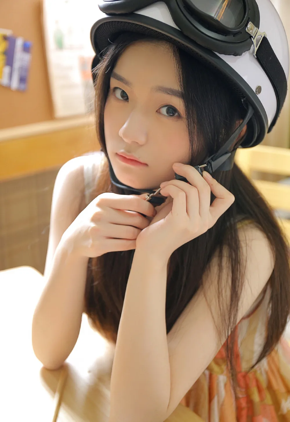 黑长直美女写真 图片9