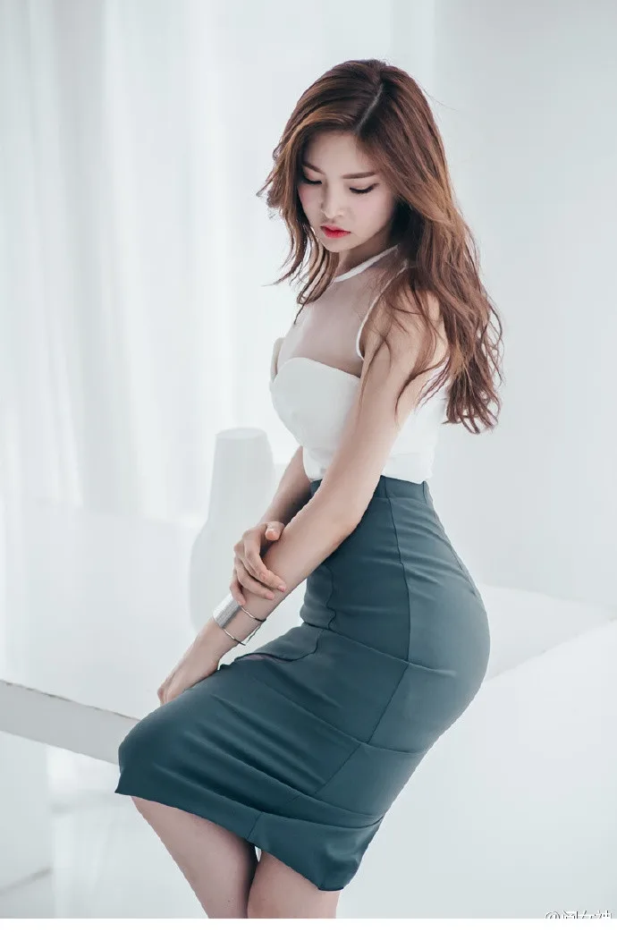 高挑美女写真 图片8