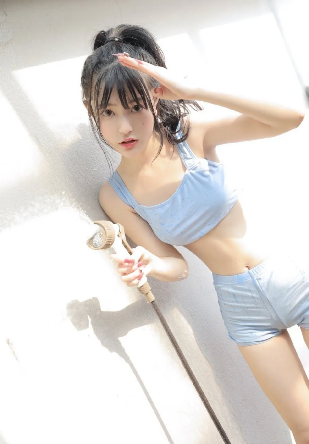 高马尾女生写真 图片4