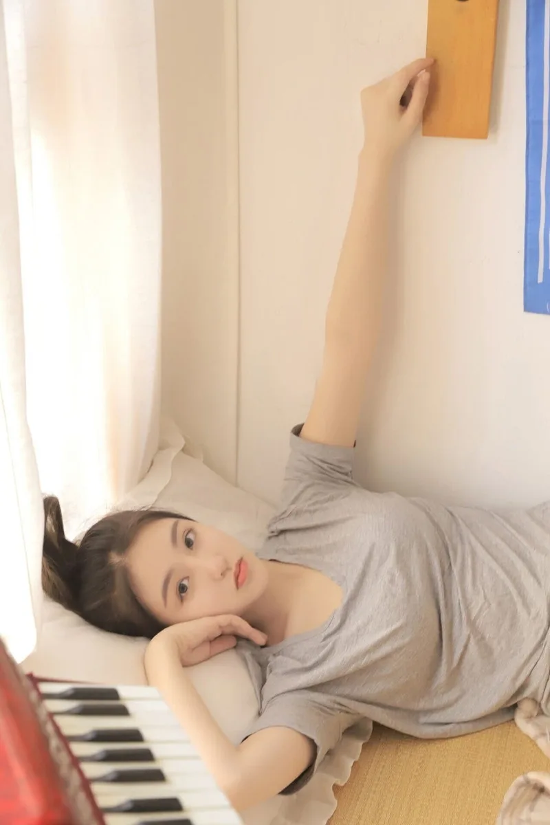 青春活力美女写真 图片10