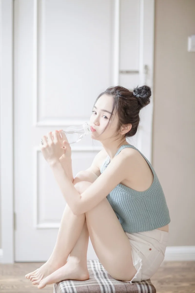 甜美少女写真 图片4