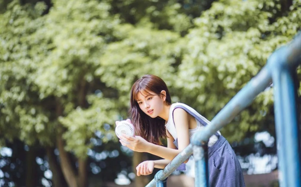 清新美女写真 图片2