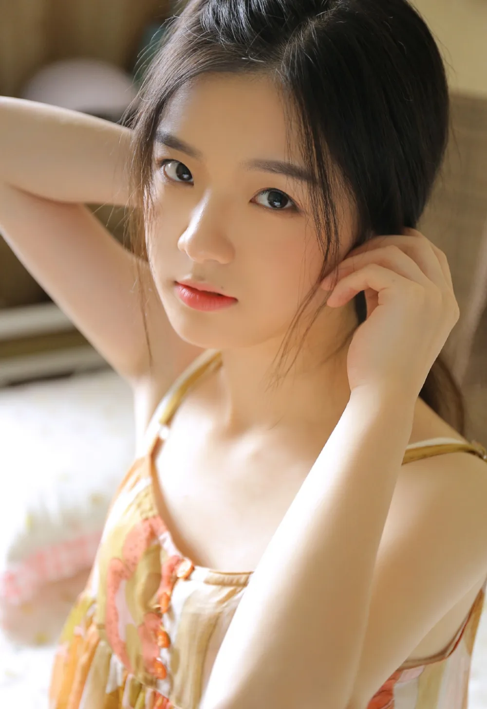 黑长直美女写真 图片8