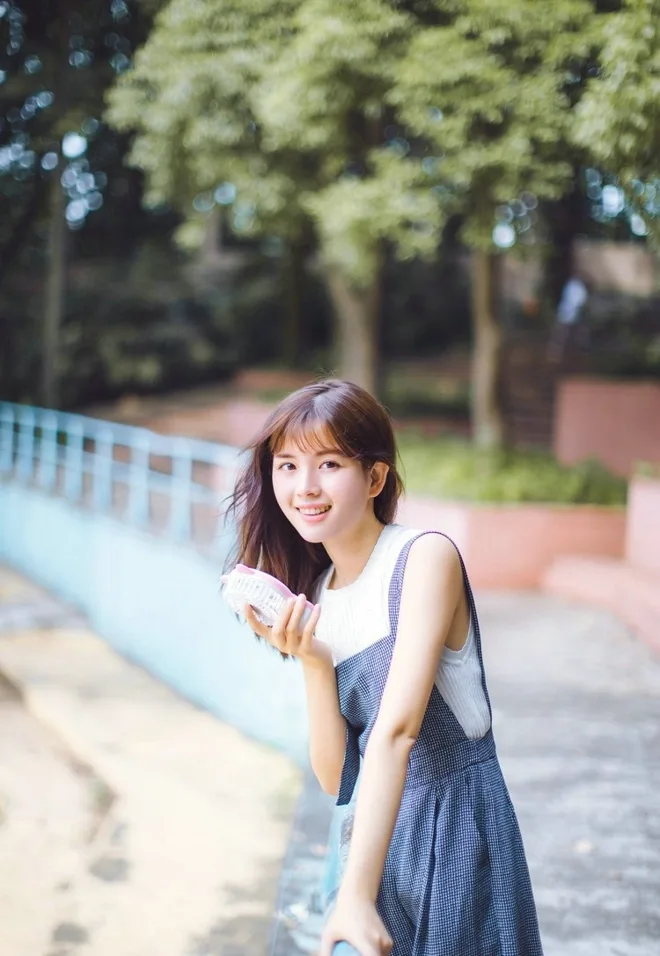 清新美女写真 图片1