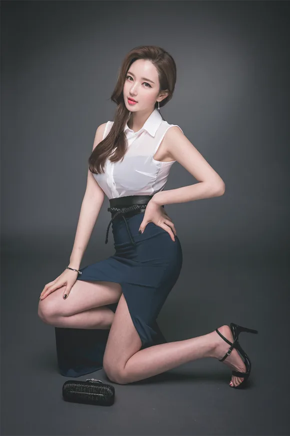 李妍静妩媚写真 图片1