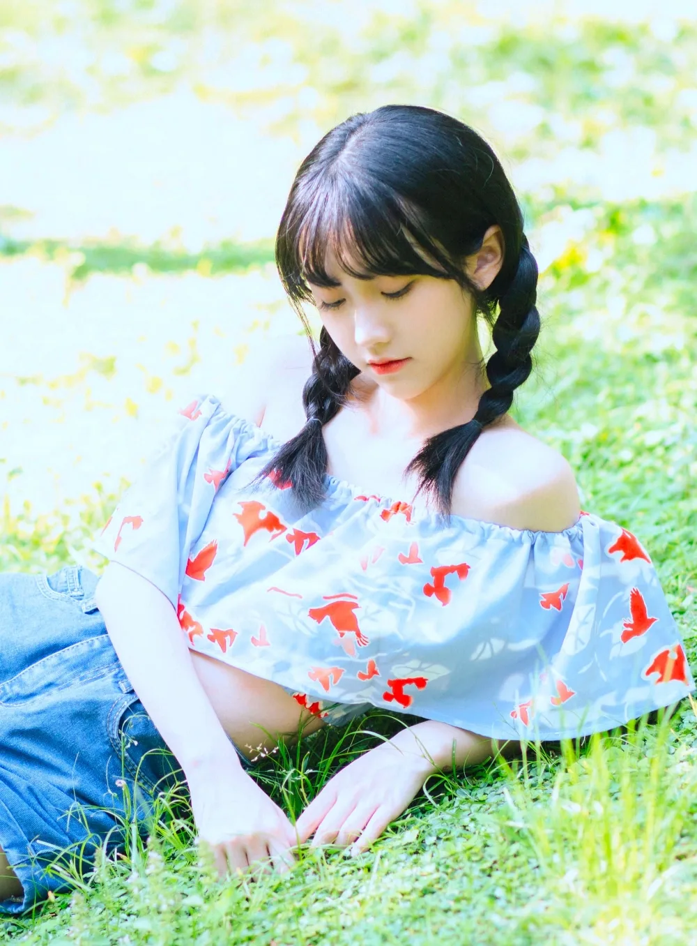 麻花辫少女街拍 图片8