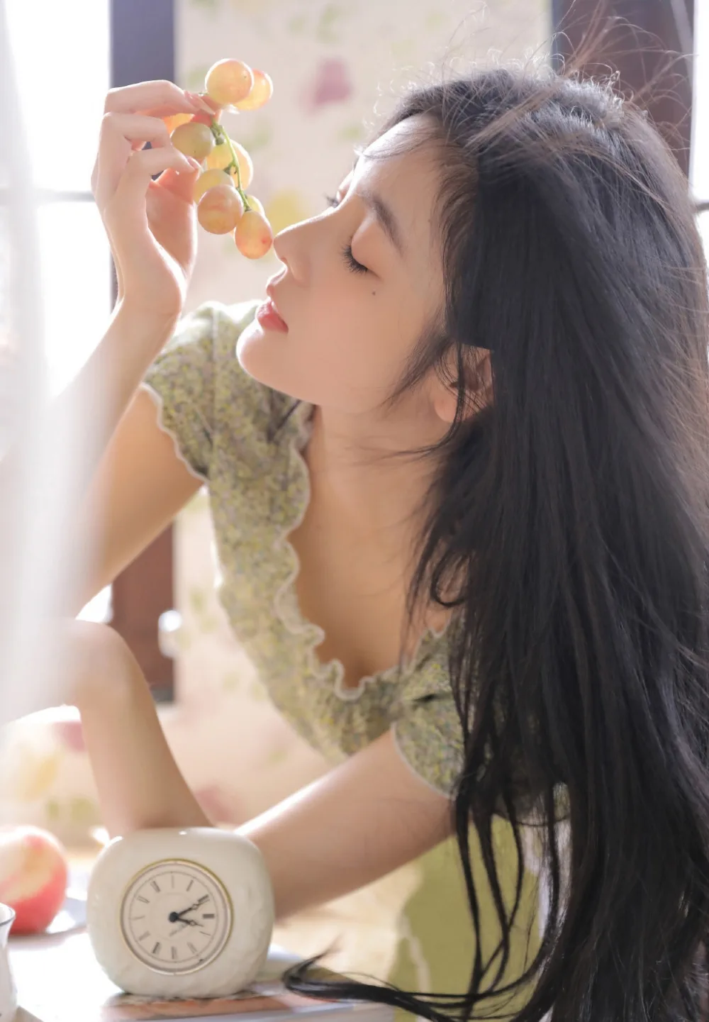 长发美女写真 图片8