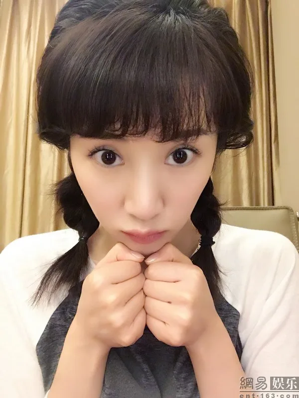 李念自拍照 图片1