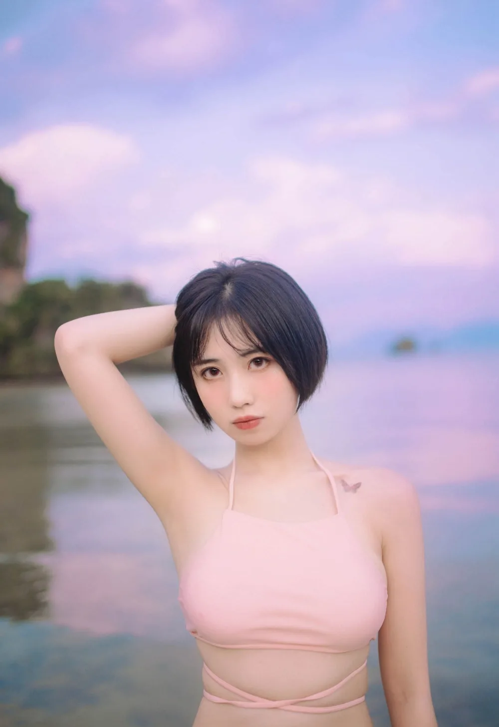 性感比基尼美女 图片3