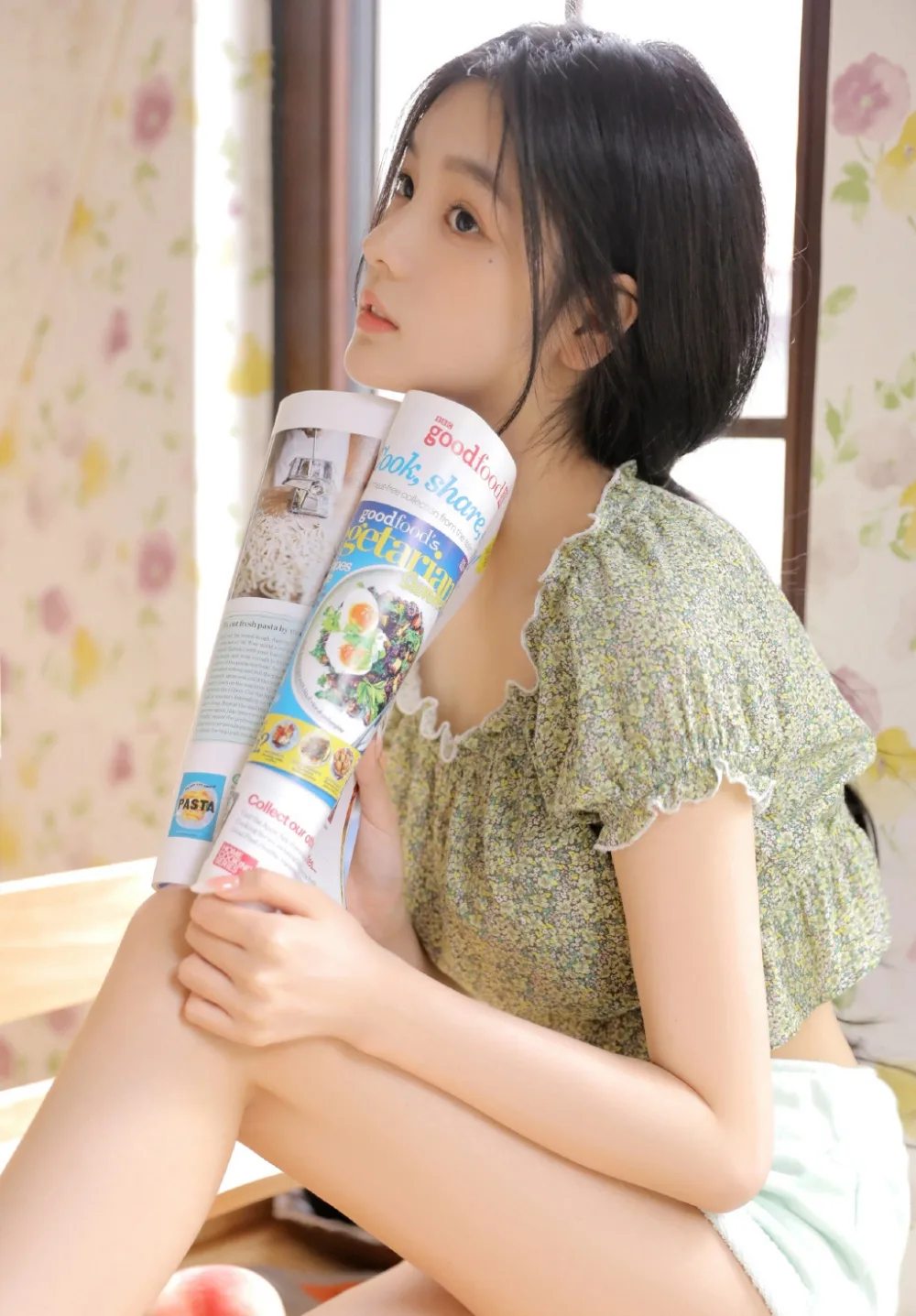 长发美女写真 图片4