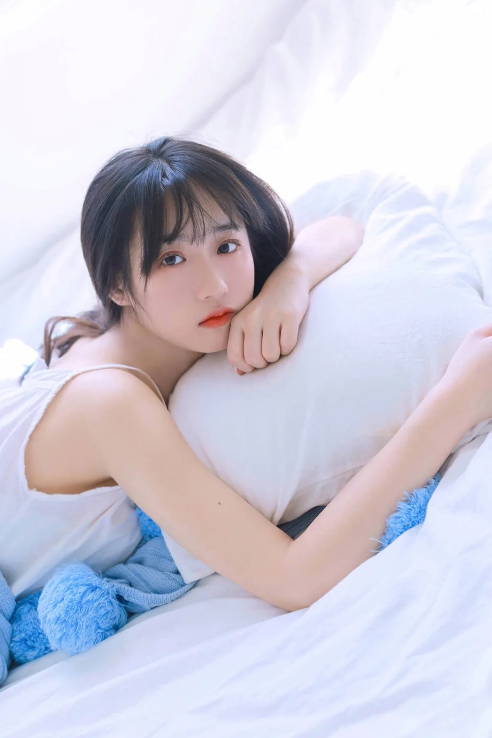 长发美女写真 图片2