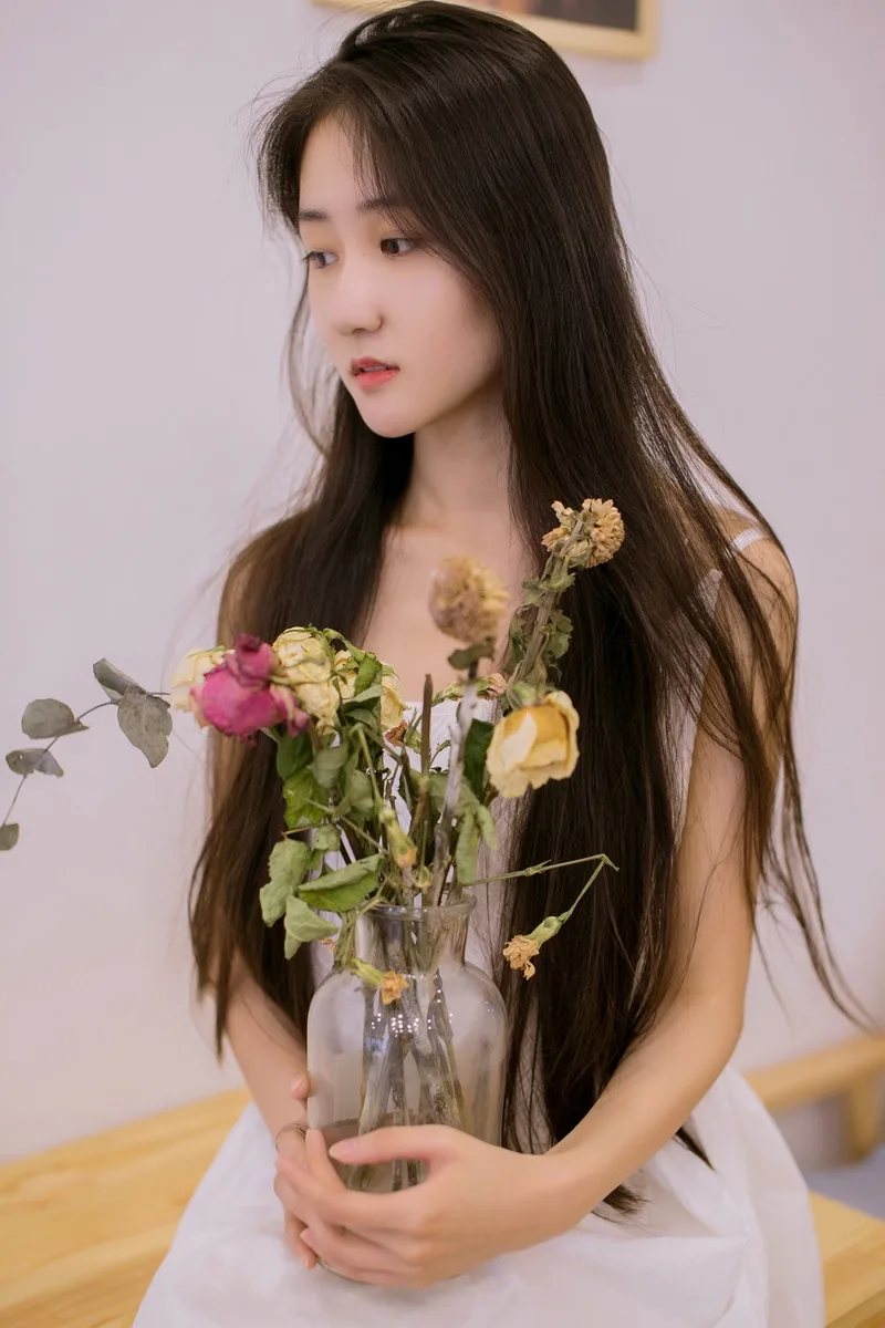 长发美女写真 图片12