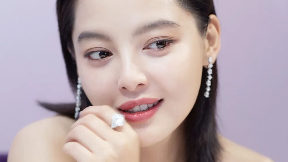 辛芷蕾美艳写真 图片1