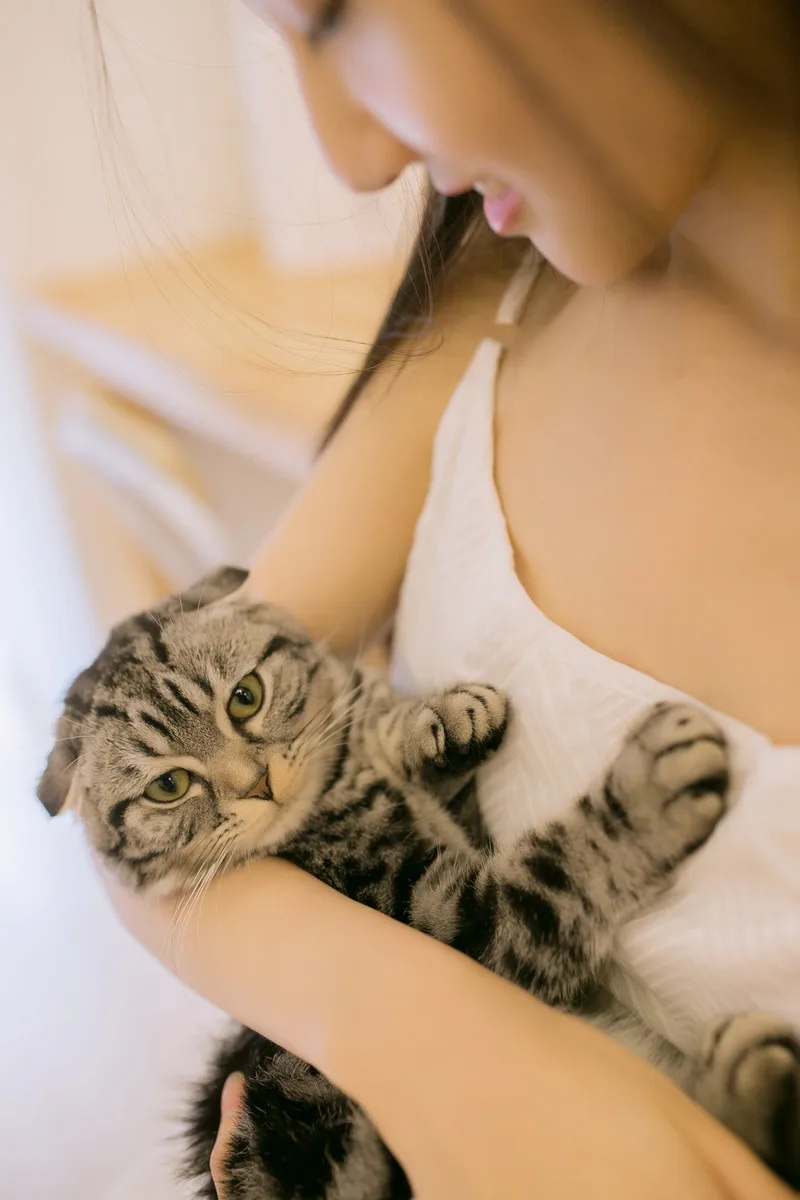 长发美女写真 图片3