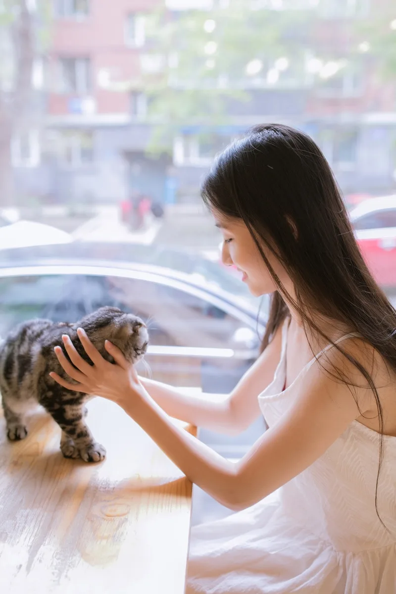 长发美女写真 图片8